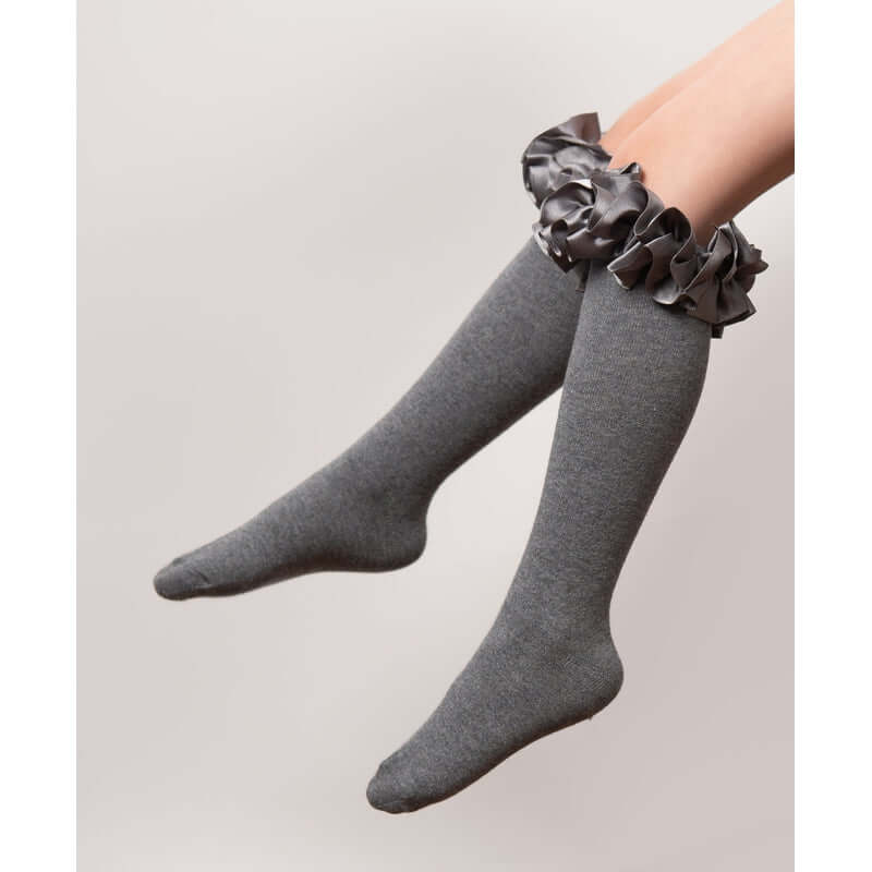 Caramelo Kids Girls Grey Ruffle Ribbon Knee Length Socks Caramelo Kids Girls Grey Ruffle Ribbon Knee Length Socks