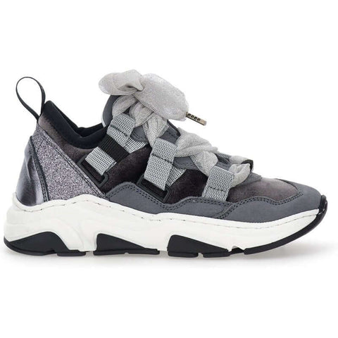 Monnalisa Girls Grey Trainers Monnalisa Girls Grey Trainers