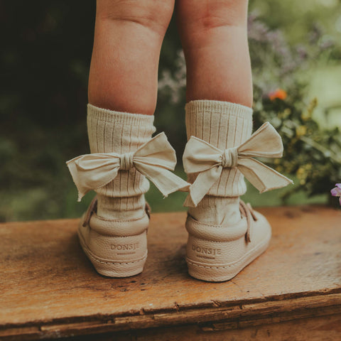 Donsje Girls Beige Bow Socks