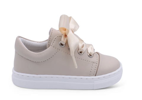 Girls Biege Leather Trainer