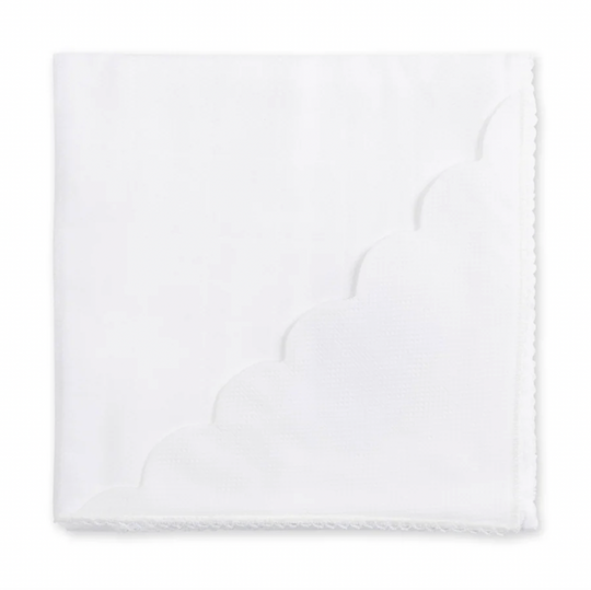 Unisex White Scallop Blanket